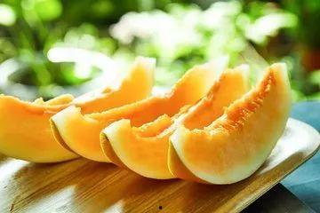 早上吃东方蜜瓜好吗,开启美好一天的健康选择