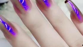 网红爆款美甲饰品推荐,潮流指尖艺术必备清单